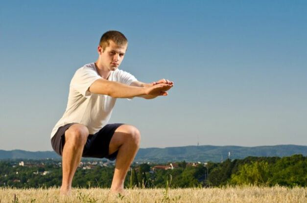 Les squats augmentent la puissance en raison de l'activation des muscles du périnée